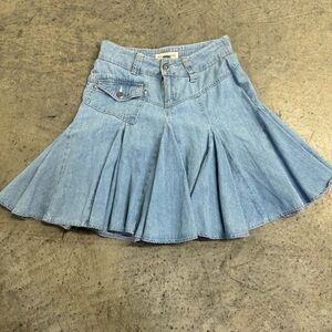 Kool Hearts Light Blue Pleated Denim Skirt Vintage Y2k Size 5 Retro Western